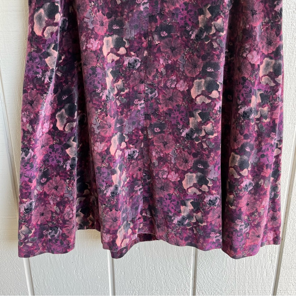Vintage 1960s Marguerite Rubel Velvet Dark Floral A-Line Midi Skirt - Picture 8 of 8
